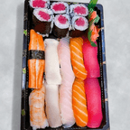 Best Sushi Deluxe in Brooklyn, NY