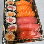 Best Salmon and Tuna Combo in Brooklyn, NY